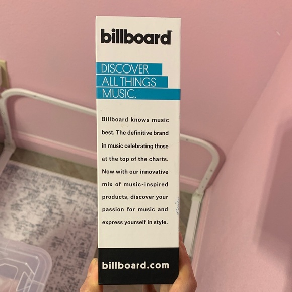 Billboard Wireless Headphones with Microphone - Picture 4 of 4